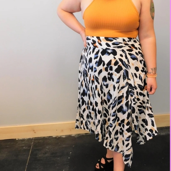 Artsy Leopard Skirt - Picture 1 of 2